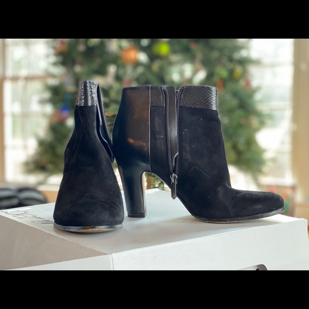 Sam Edelman suede with leather trim